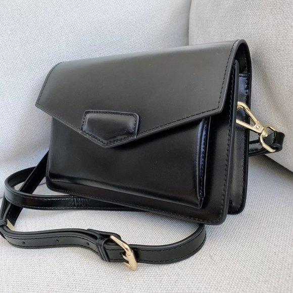 The Bobbi Leather Small Crossbody Bag - Black - Picture 3 of 11